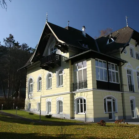 Nova - Garni Guest house 3*