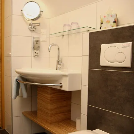 Guest house Nova - Garni 3*